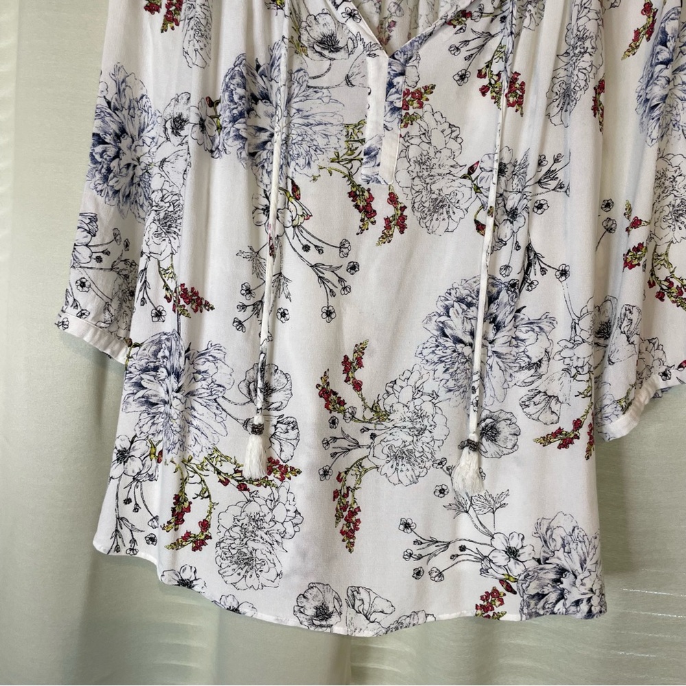 Daniel Rainn 2XL White Rayon Floral Blouse - Picture 11 of 11